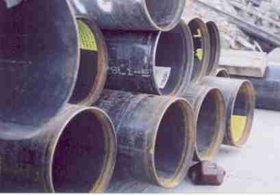 Ready to go! pipe on the dock at Egmont ready to
load on the barge.